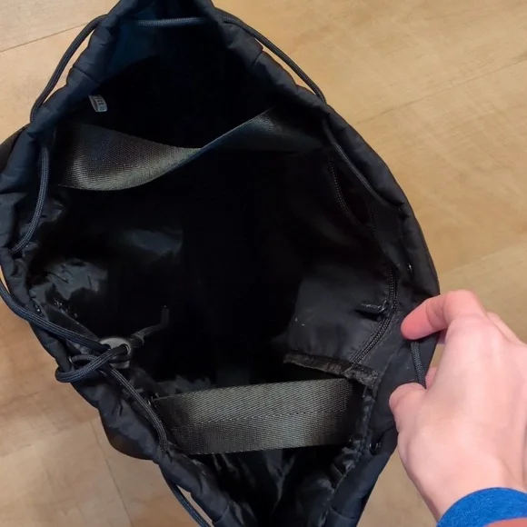 Beyond Yoga Convertible Gym Bag - Picture 6 of 6